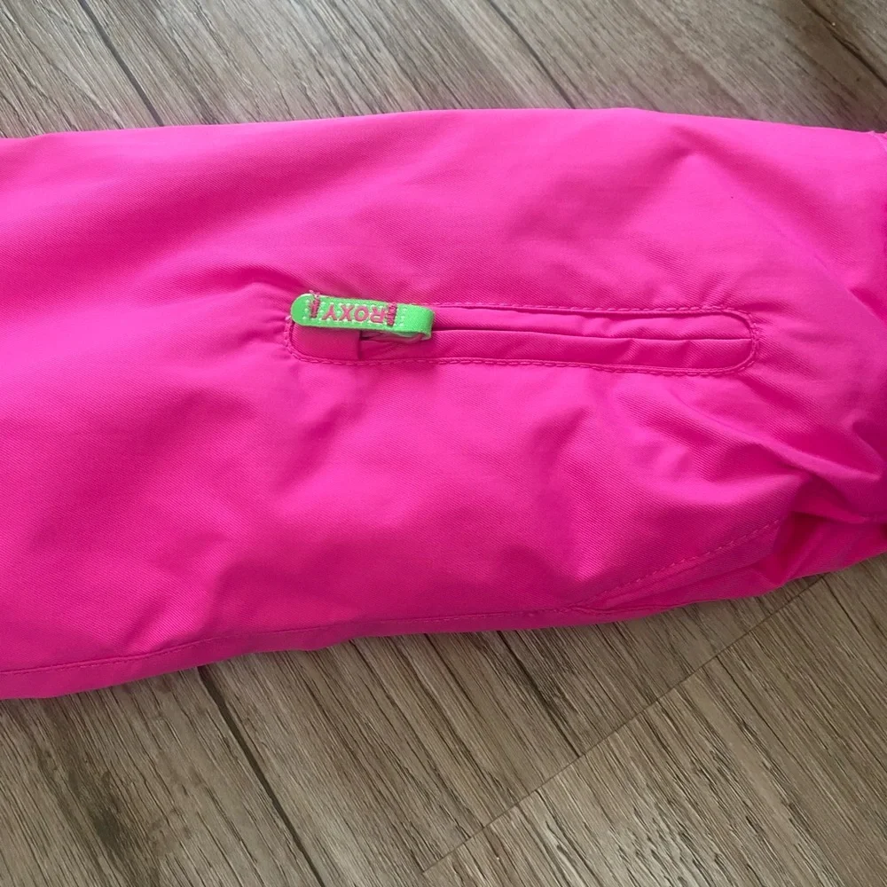 Roxy ski/snowboard jacket - Picture 5 of 11